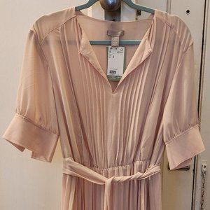 NWT H&M Powder Pink Pleated Chiffon Dress, size M
